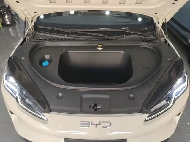 BYD Seal 06 — Фото автомобиля 19