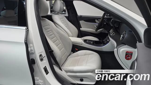 Mercedes-Benz E-Class W213 — Фото автомобиля 16