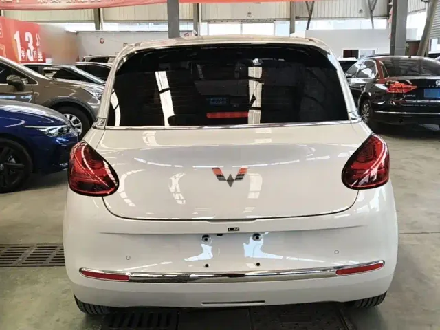 Wuling Bingo — Фото автомобиля 5