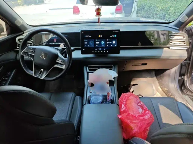 BYD Qin L — Фото автомобиля 5