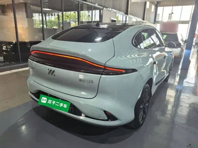 IM Motors LS6 — Фото автомобиля 6