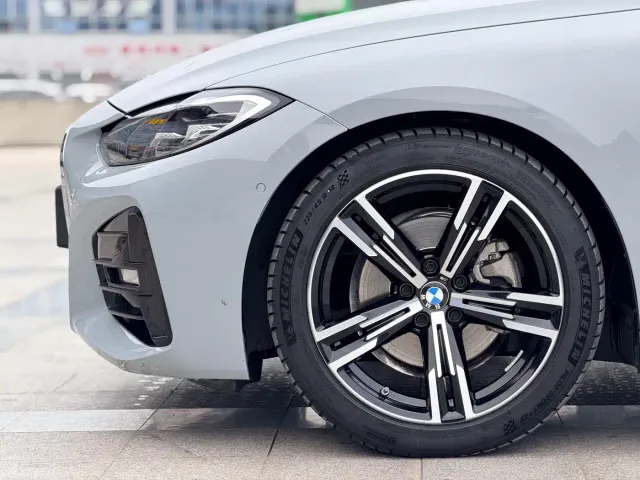 BMW 4 Series — Фото автомобиля 3