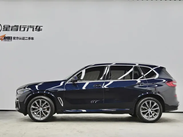 BMW X5 — Фото автомобиля 5