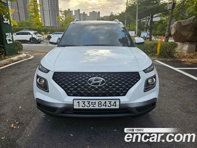 Фотография автомобиля — Hyundai Venue