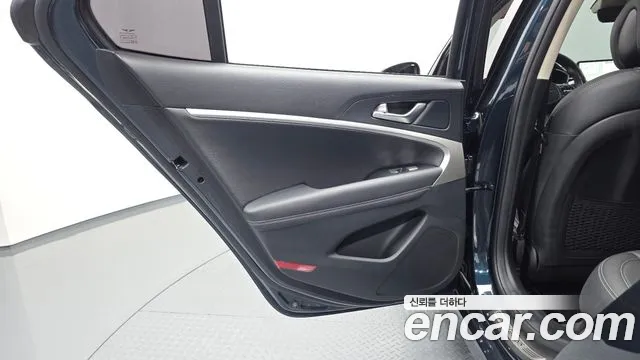 Genesis G70 The New Shooting Brake — Фото автомобиля 14