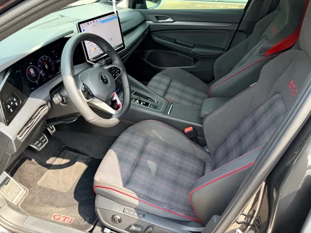 Volkswagen Golf GTI — Фото автомобиля 6