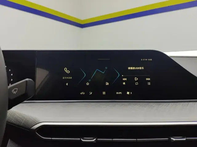 Changan Eado — Фото автомобиля 13