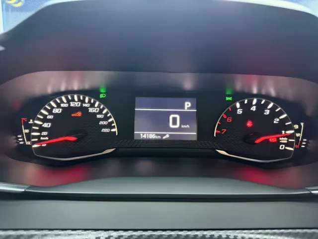 Peugeot 2008 — Фото автомобиля 22