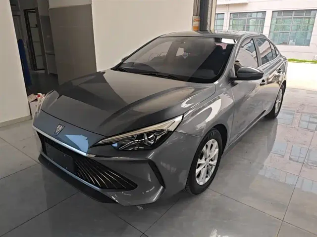 Фотография автомобиля — Roewe i5
