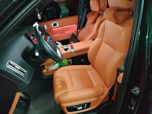 Li Auto L9 — Фото автомобиля 16