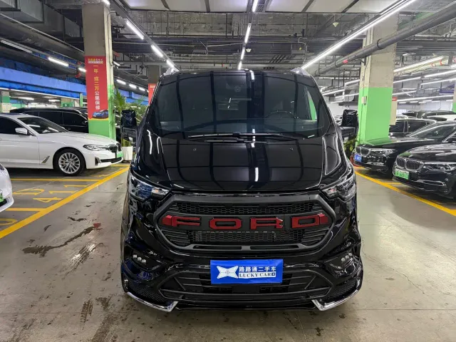 Ford Tourneo — Фото автомобиля 3