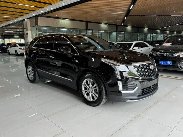 Cadillac XT5 — Фото автомобиля 3