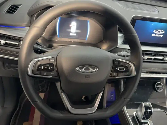 Chery Tiggo 8 — Фото автомобиля 4
