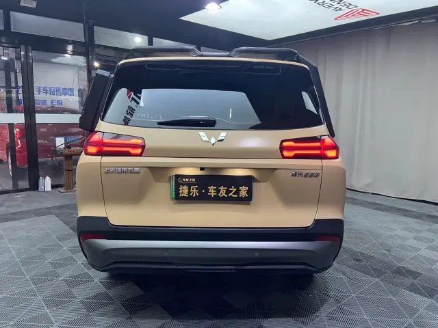 Wuling Starlight 560 — Фото автомобиля 6