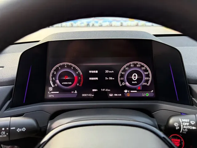 Honda Accord — Фото автомобиля 9