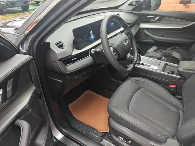 Chery Tiggo 8 — Фото автомобиля 15