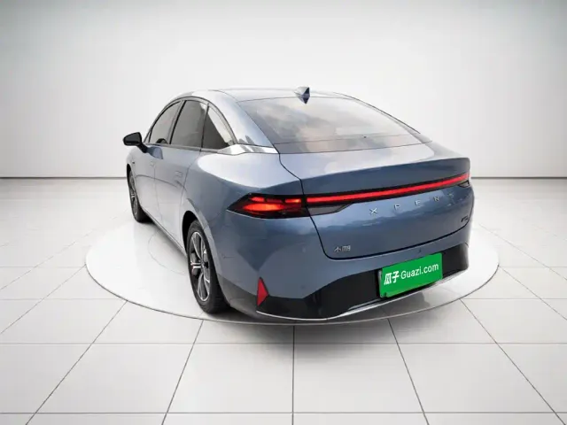 Xpeng P5 — Фото автомобиля 24