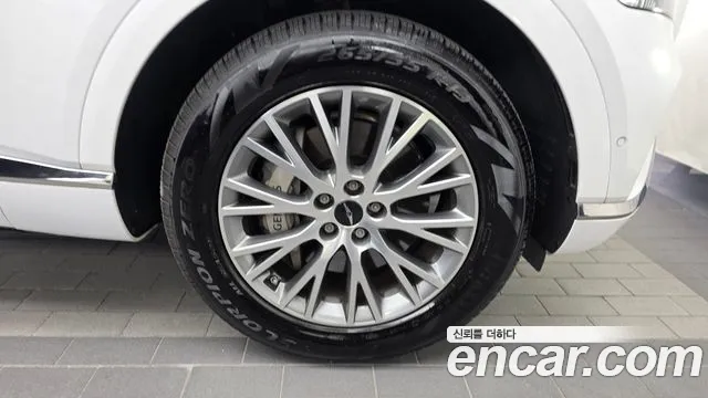 Genesis GV80 — Фото автомобиля 6