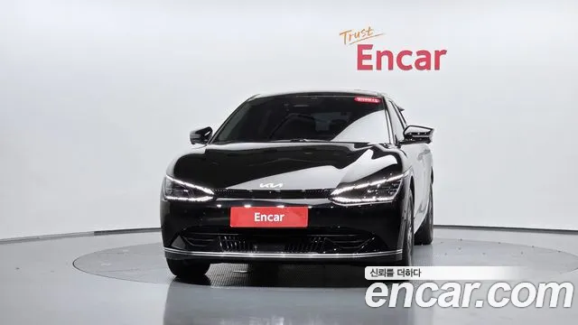 Kia EV6 — Фото автомобиля 2