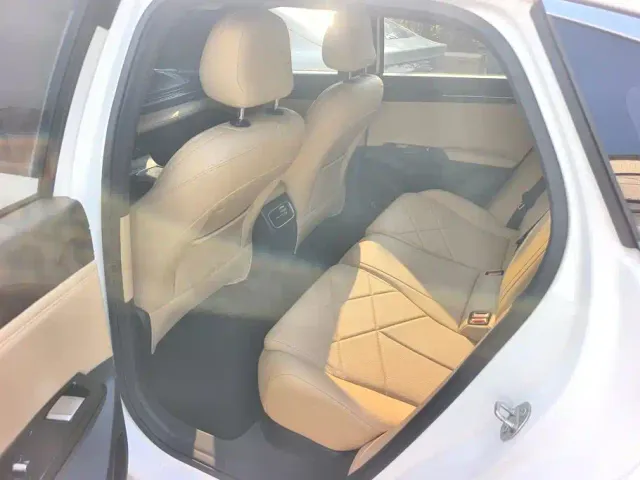 Geely Galaxy L6 — Фото автомобиля 11
