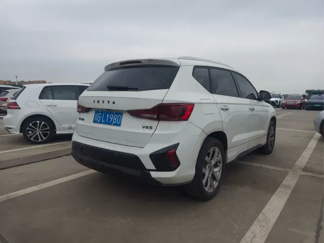 Jetta VS5 — Фото автомобиля 2