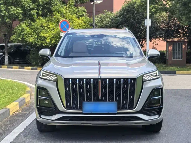 Hongqi HS5 — Фото автомобиля 23