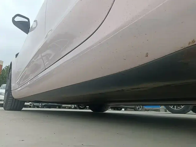 Tesla Model 3 — Фото автомобиля 21