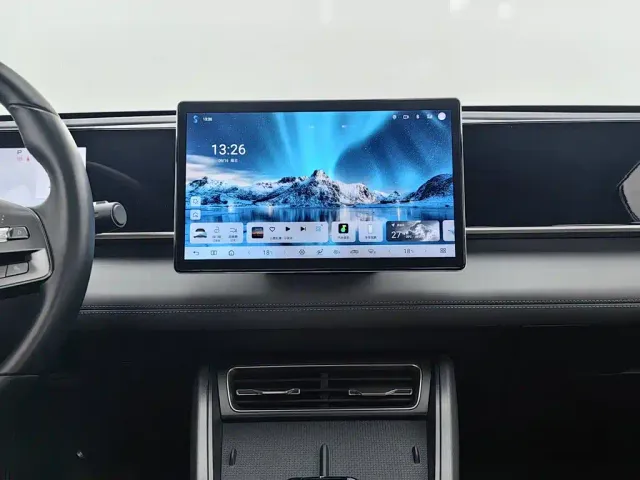 BYD Qin L — Фото автомобиля 12