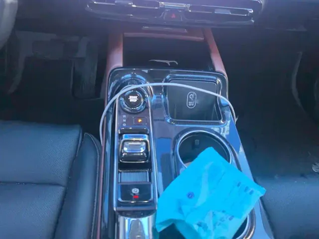 GAC Trumpchi E8 — Фото автомобиля 16
