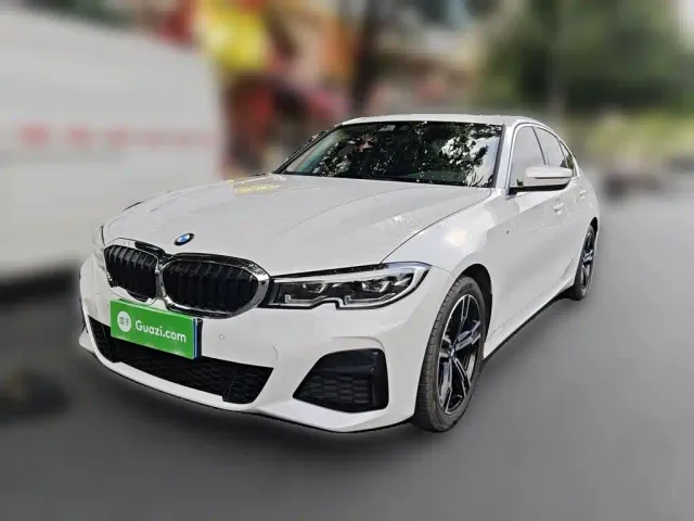 Фотография автомобиля — BMW 3 Series