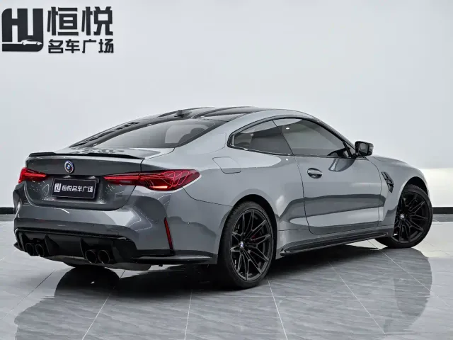 BMW M4 — Фото автомобиля 3