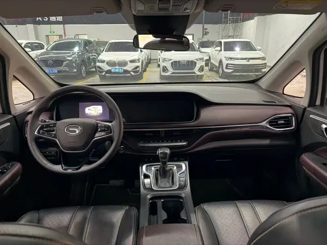 GAC Trumpchi M6 — Фото автомобиля 5