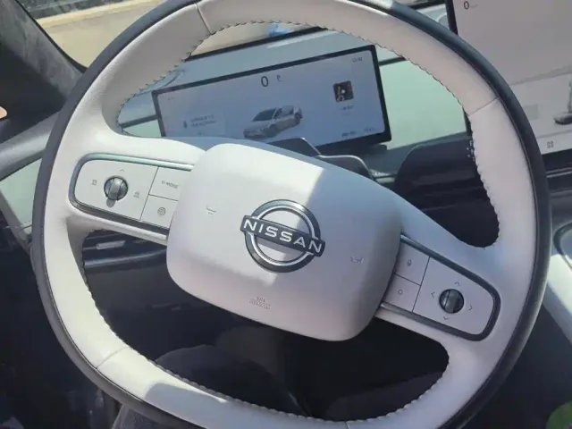 Nissan N7 — Фото автомобиля 15