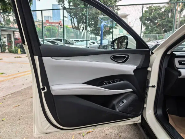 BYD Seal 06 DM-i Touring — Фото автомобиля 6