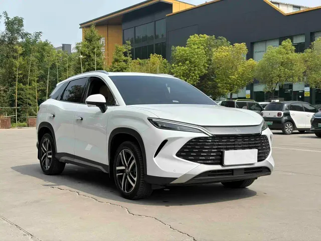 BYD Song L DM-i — Фото автомобиля 3