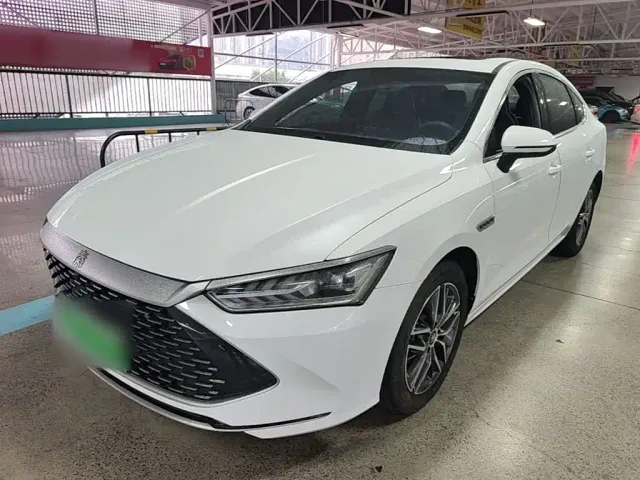 Фотография автомобиля — BYD Qin PLUS
