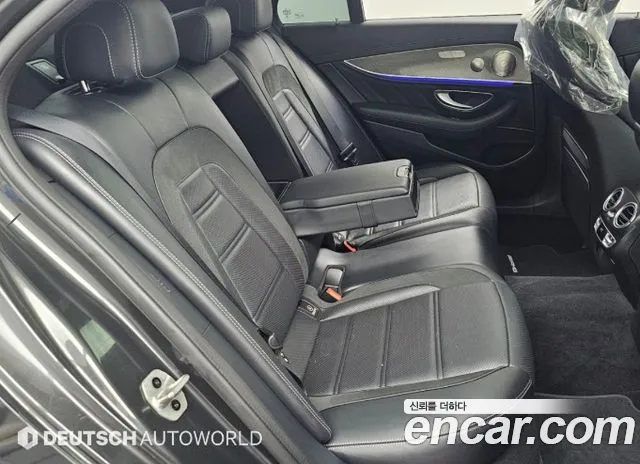 Mercedes-Benz E-Class W213 — Фото автомобиля 12