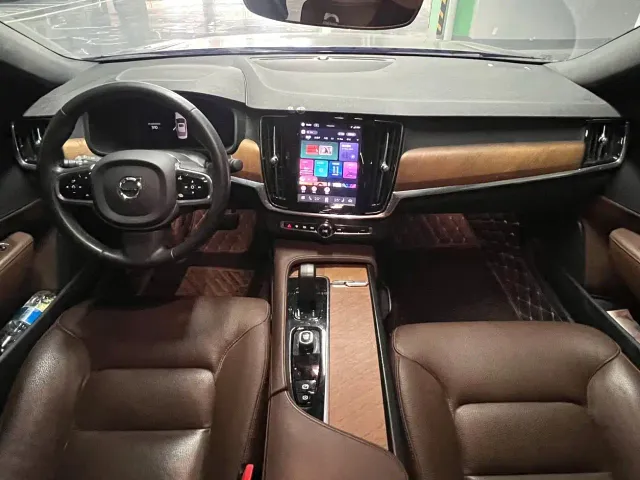 Volvo S90 — Фото автомобиля 5