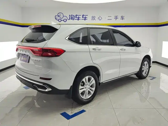 Haval M6 — Фото автомобиля 3