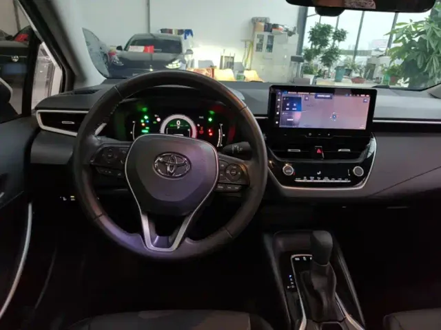 Toyota Corolla — Фото автомобиля 10