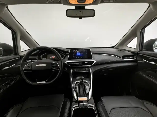 Maxus G50 — Фото автомобиля 5