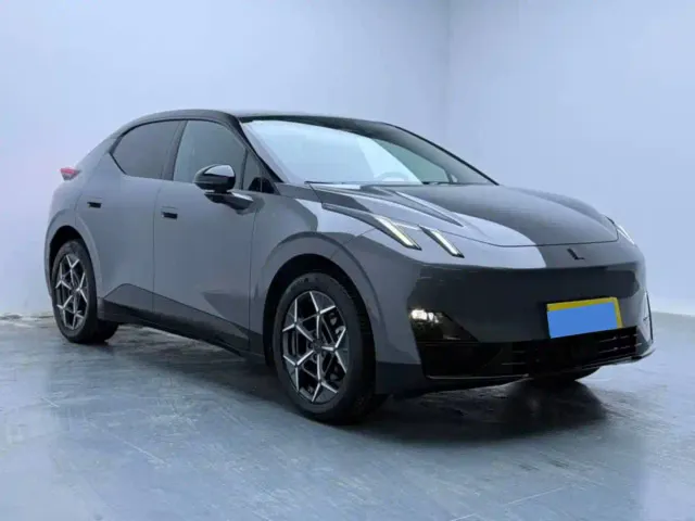 Lynk & Co Z20 — Фото автомобиля 3