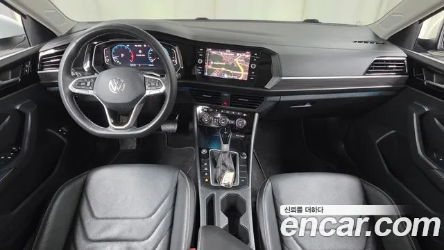 Volkswagen Jetta — Фото автомобиля 7
