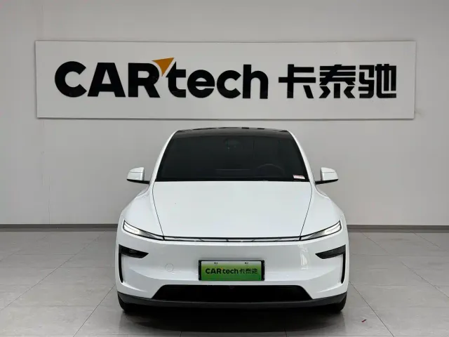 Tesla Model Y — Фото автомобиля 2