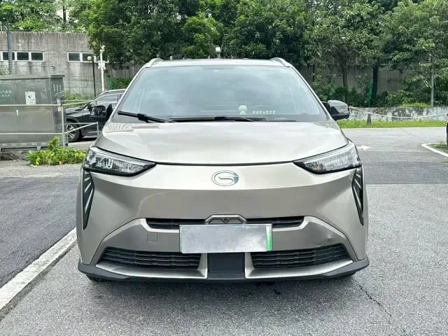 GAC Aion Y — Фото автомобиля 2