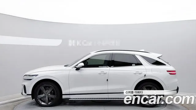 Genesis GV70 2.5T Бензин AWD — Фото автомобиля 2