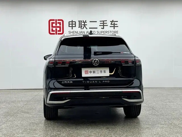 Volkswagen Tiguan L — Фото автомобиля 3