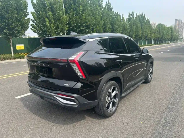 Geely Boyue L — Фото автомобиля 11