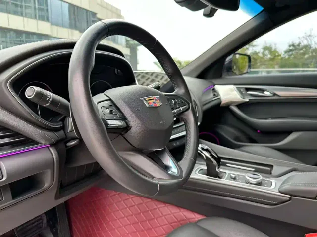 Cadillac CT5 — Фото автомобиля 21