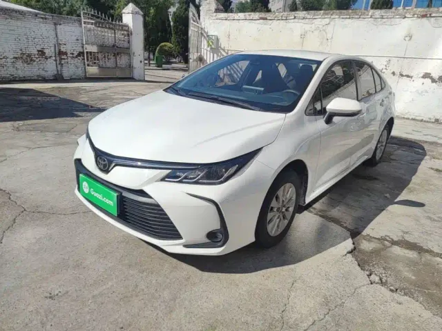 Фотография автомобиля — Toyota Corolla
